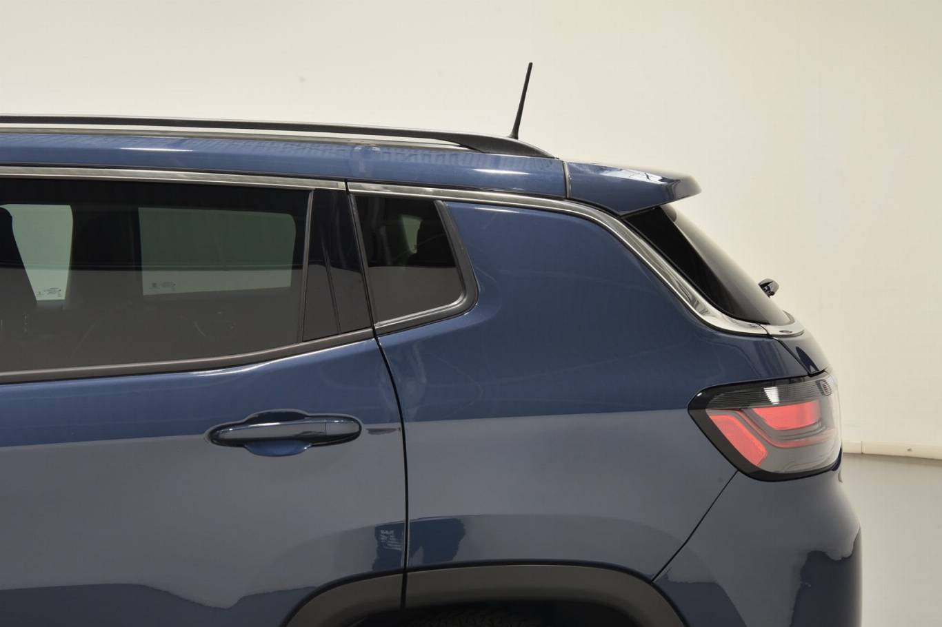 JEEP Compass 43