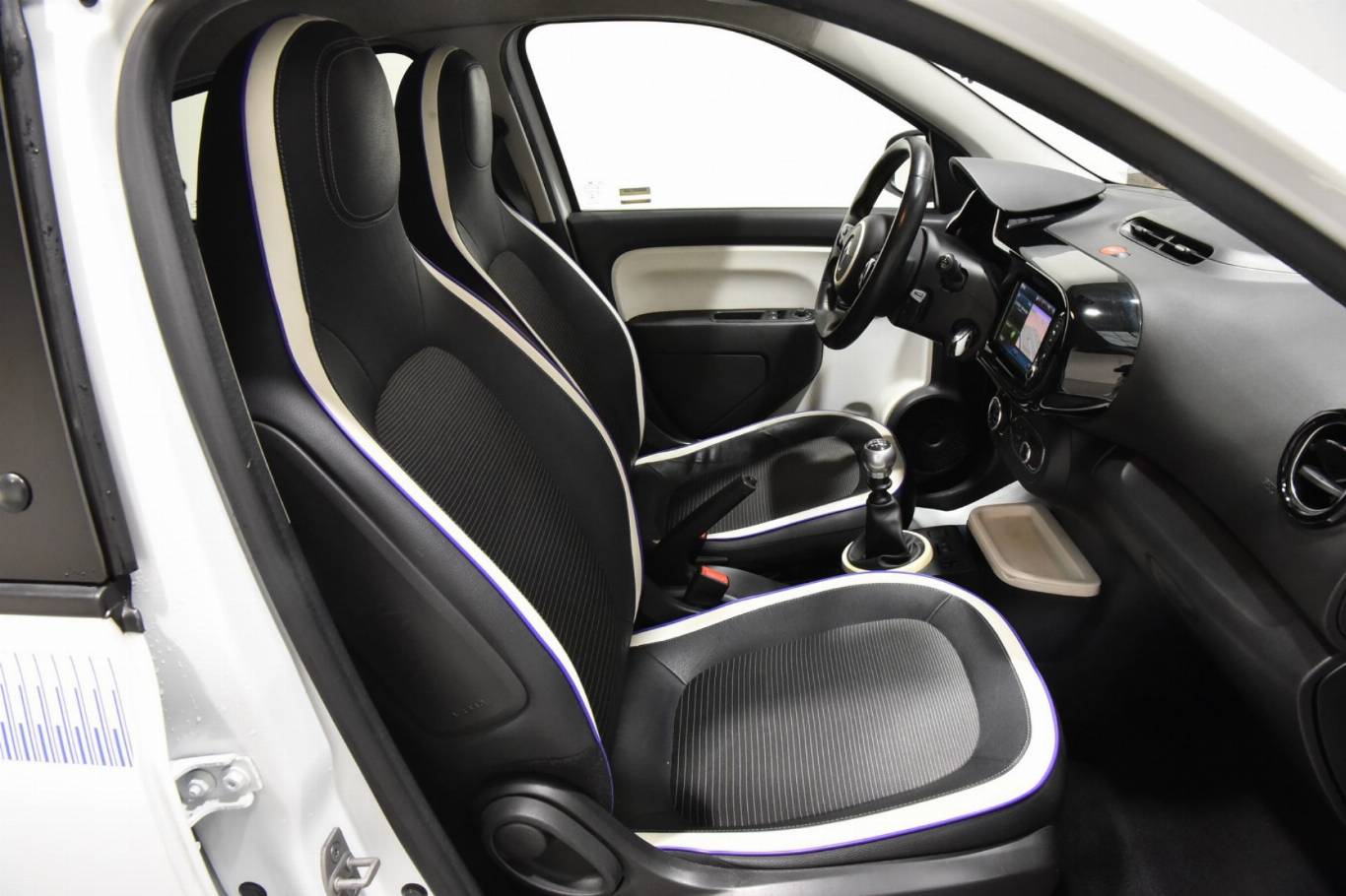 RENAULT Twingo 16