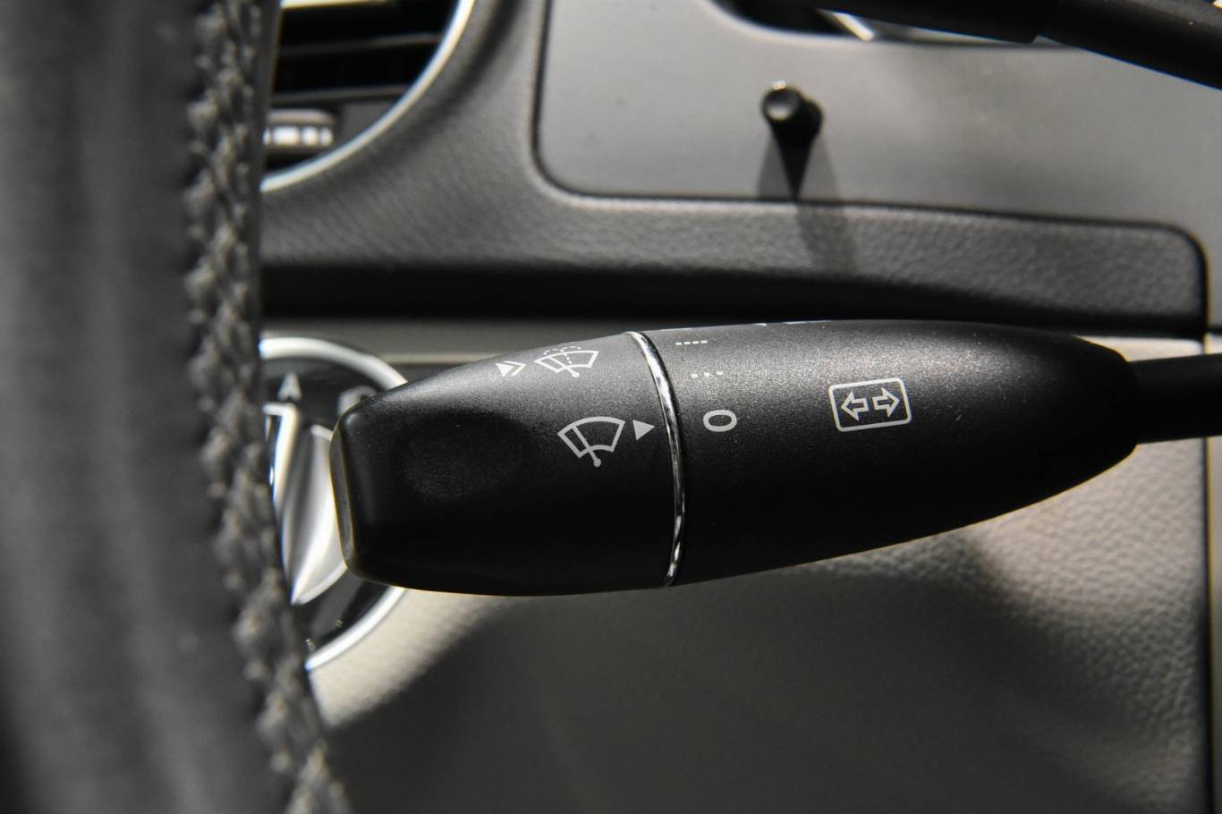 MERCEDES-BENZ C 250 27