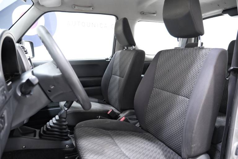 SUZUKI Jimny 6