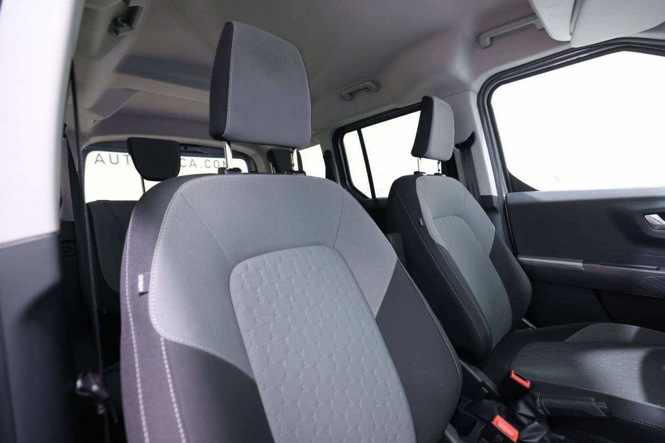 FORD Tourneo Courier 47