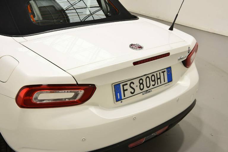 FIAT 124 Spider 43