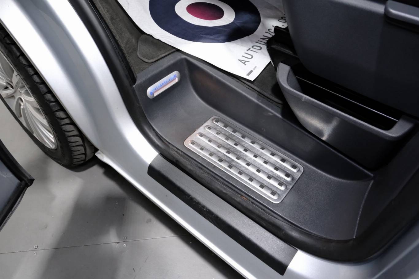 VOLKSWAGEN T5 Multivan 39