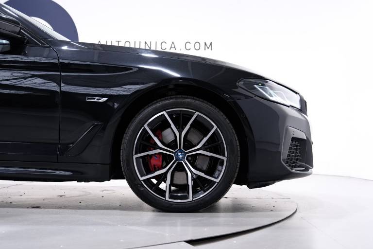 BMW 530 12
