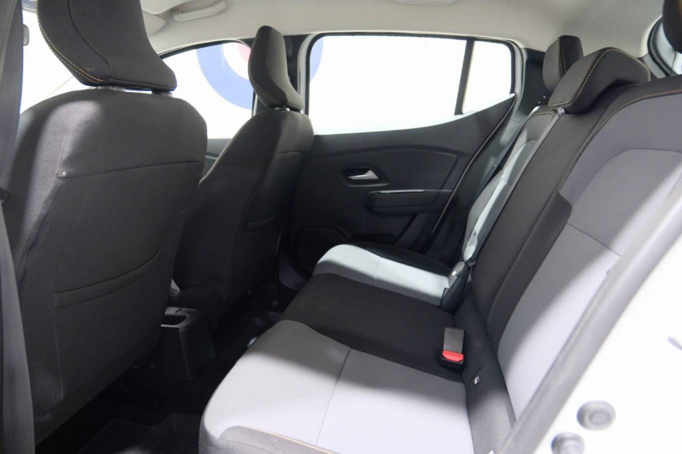 DACIA Sandero 39