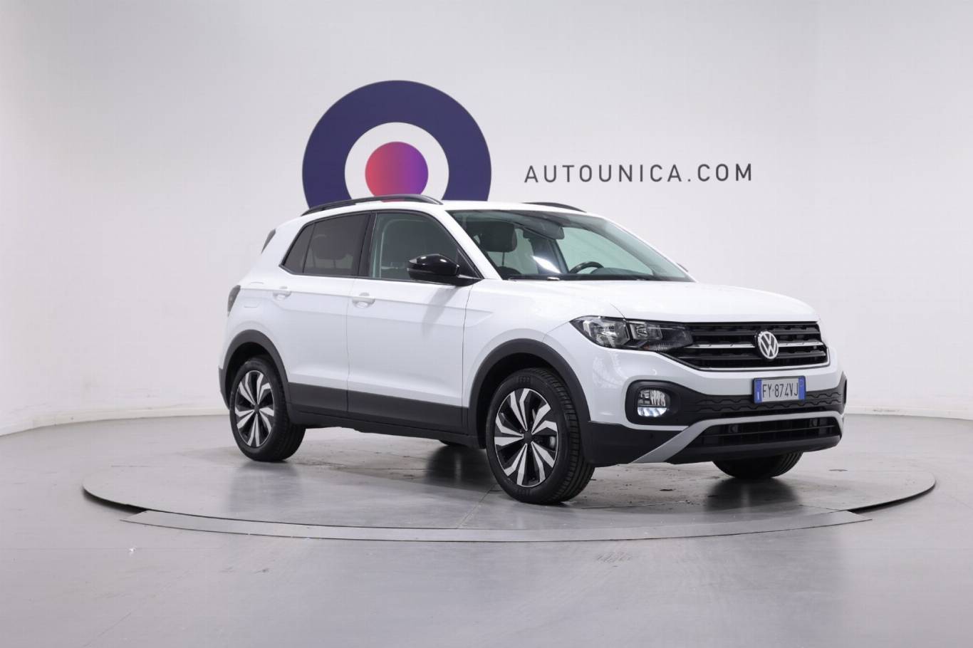 VOLKSWAGEN T-Cross 3