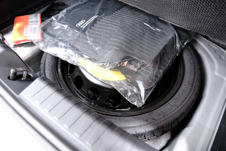 AUDI A1 66