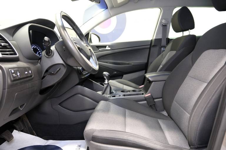 HYUNDAI Tucson 20
