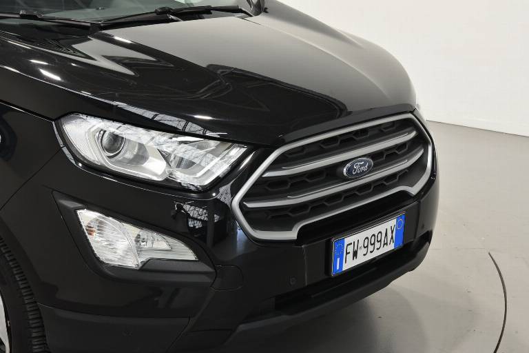 FORD EcoSport 38