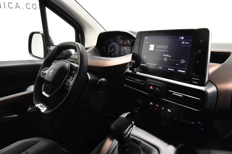 PEUGEOT Rifter 40