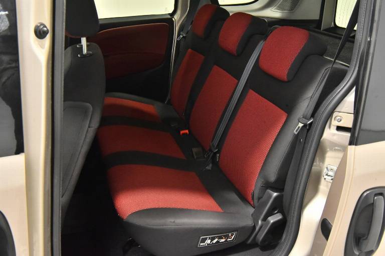 FIAT Doblo 24