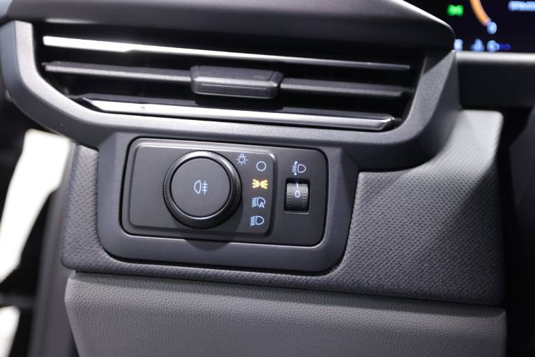 FORD Tourneo Custom 25