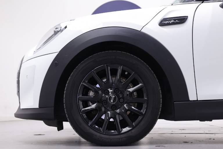 MINI Cooper 17