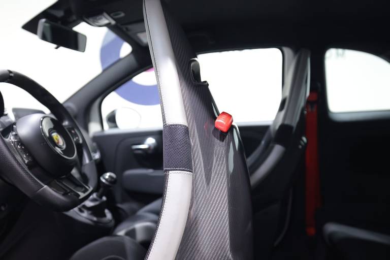 ABARTH 595 33