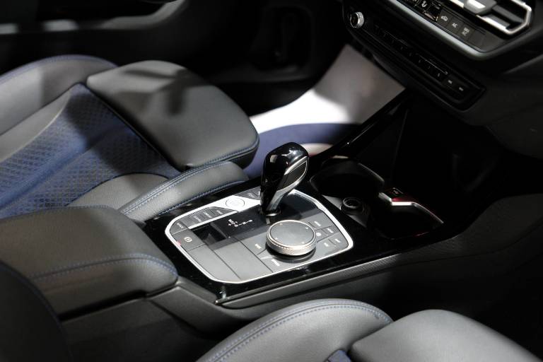 BMW 220 63