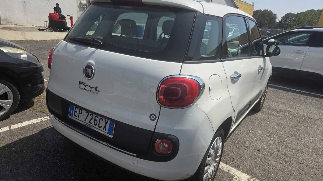 FIAT 500L 6
