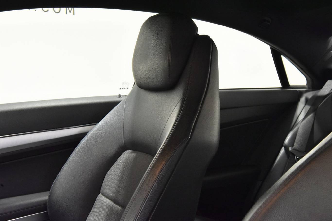 MERCEDES-BENZ E 220 45