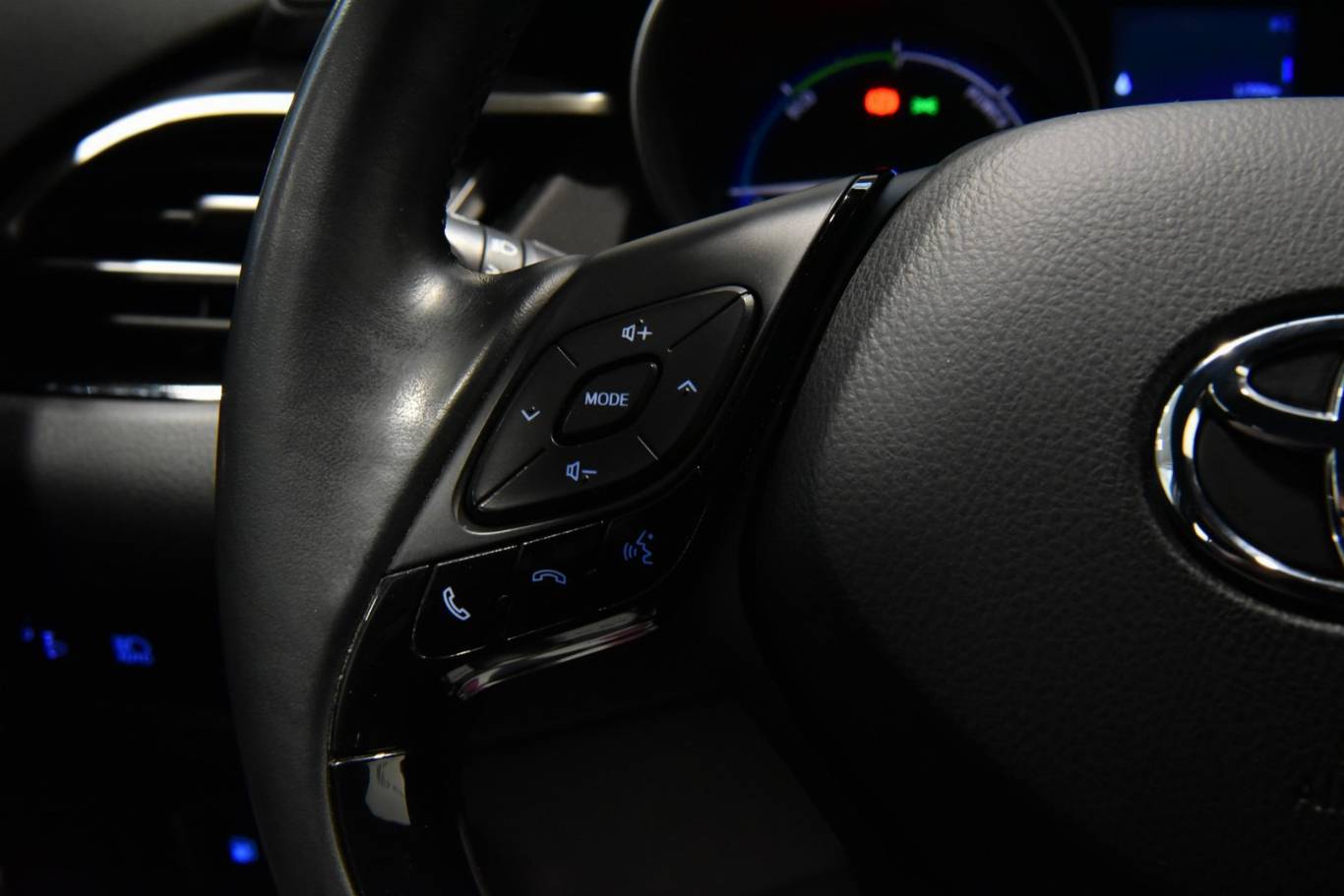 TOYOTA C-HR 40