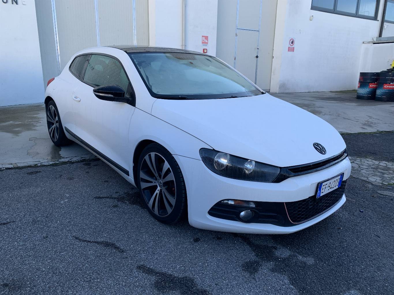 VOLKSWAGEN Scirocco 2