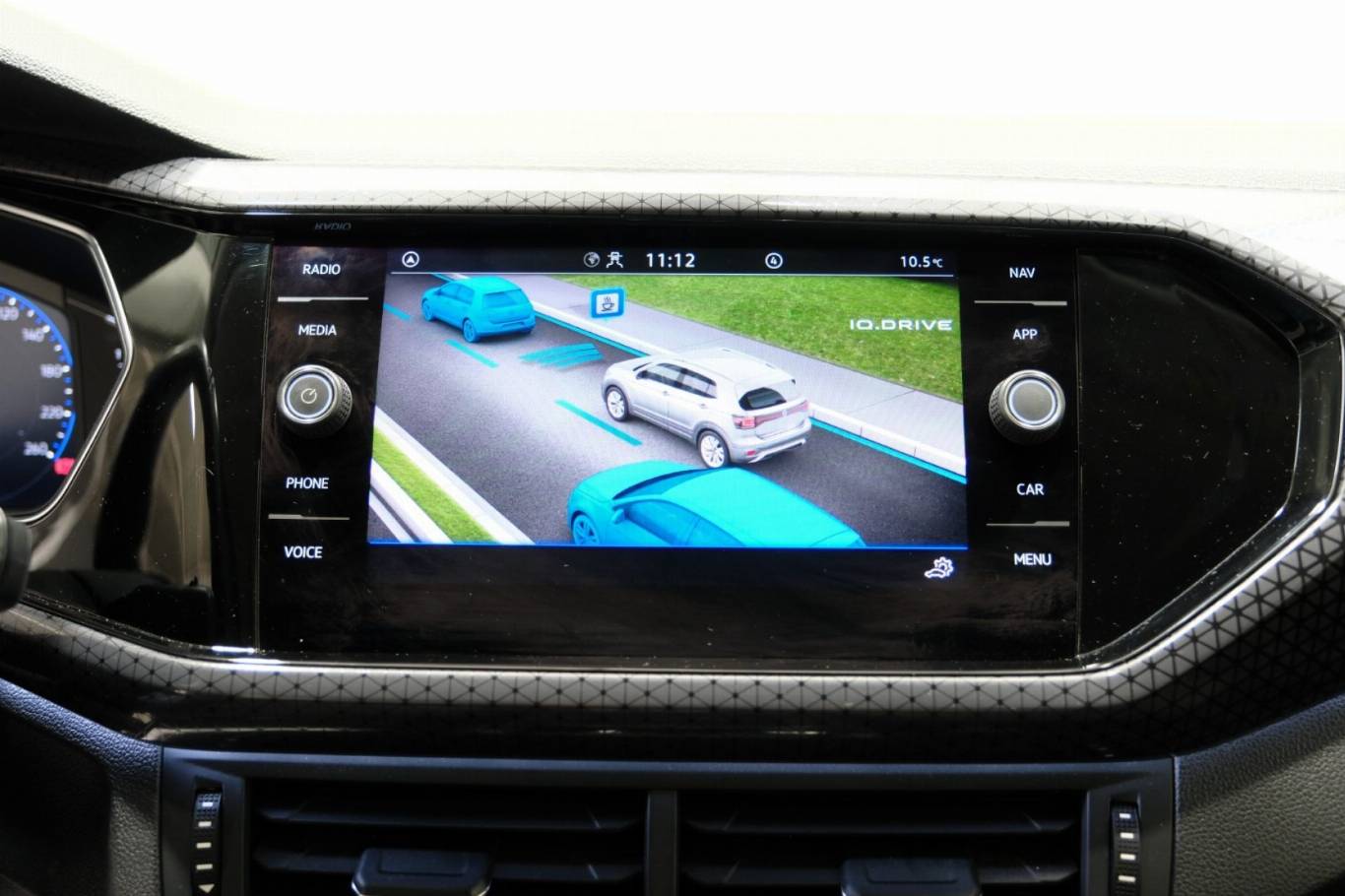 VOLKSWAGEN T-Cross 27