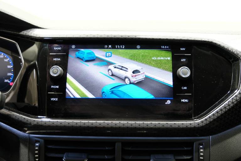 VOLKSWAGEN T-Cross 27