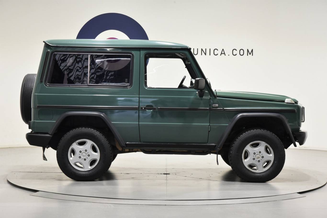 MERCEDES-BENZ G 320 31