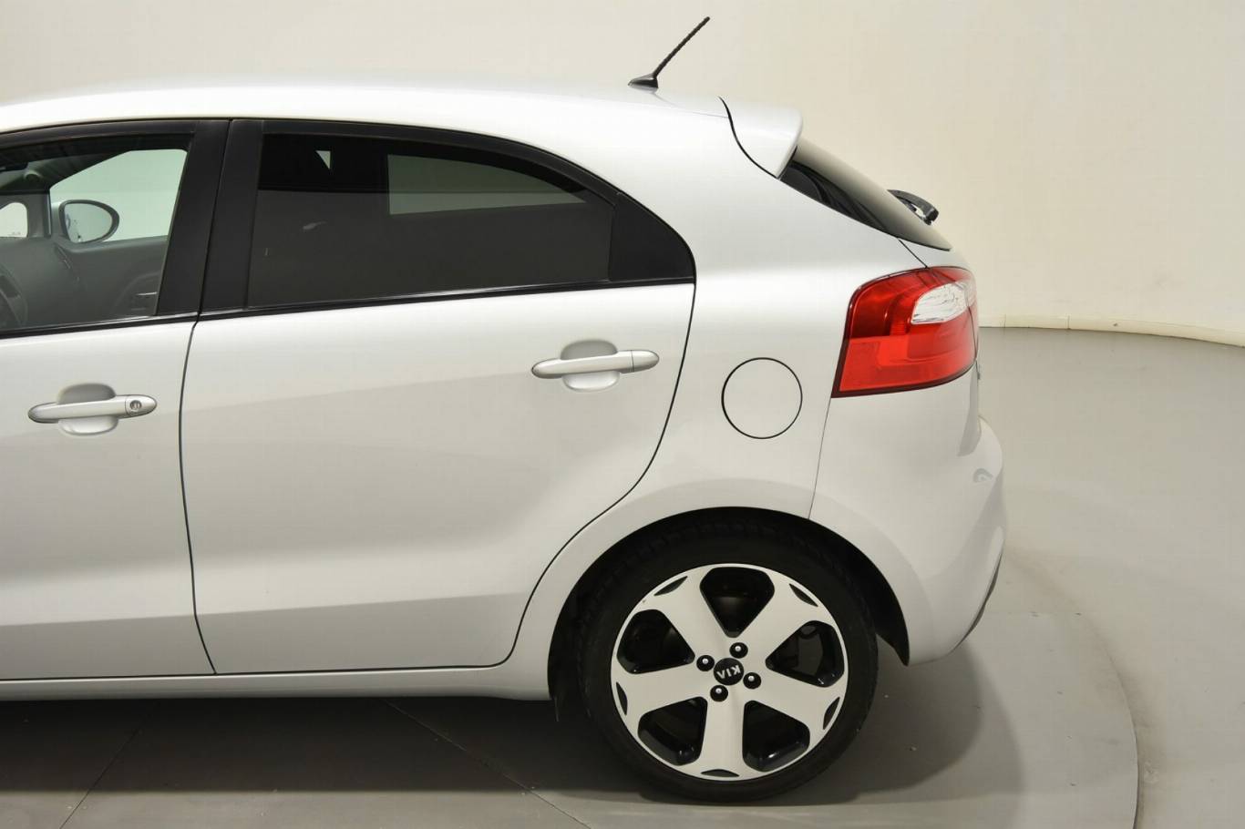 KIA Rio 40