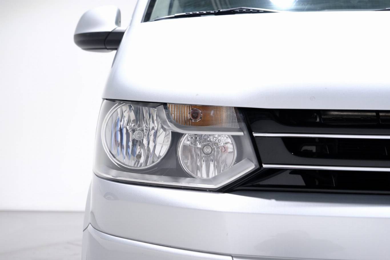 VOLKSWAGEN T5 Multivan 16