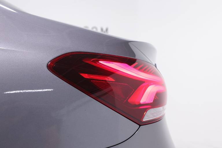 MERCEDES-BENZ A 180 38