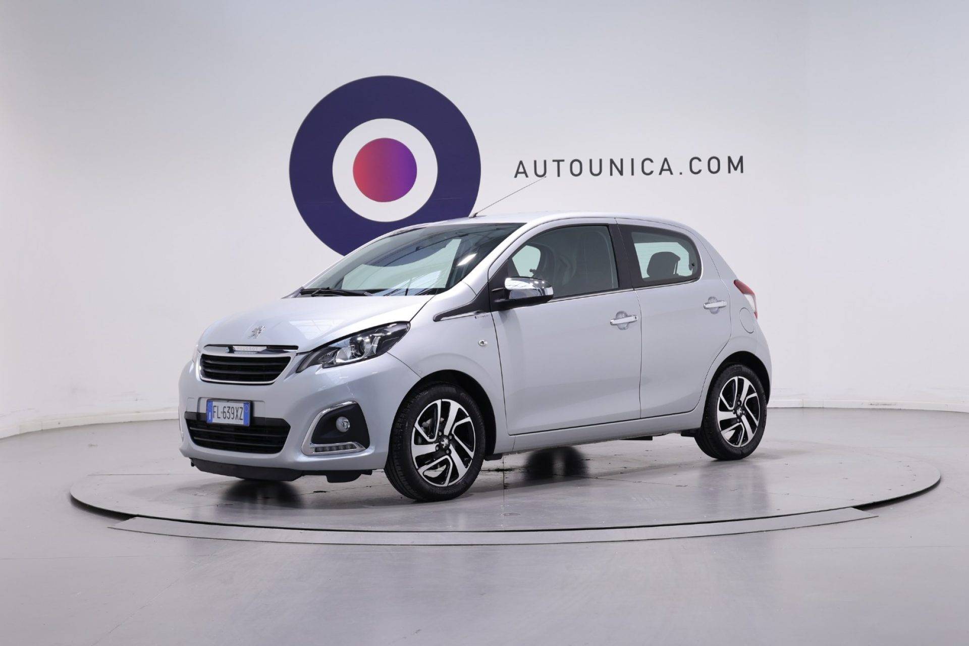 PEUGEOT 108