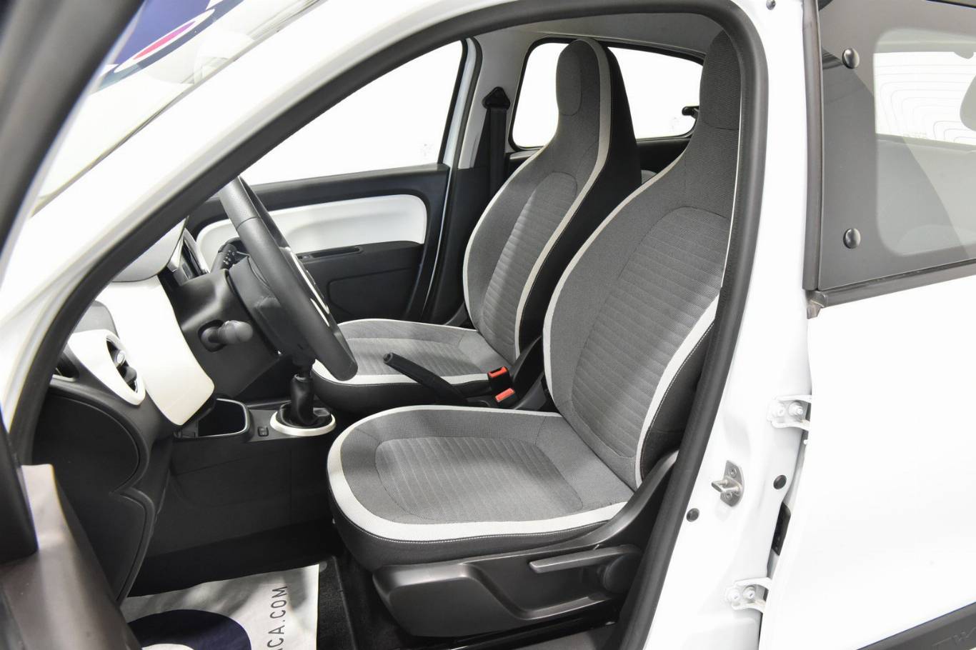 RENAULT Twingo 4