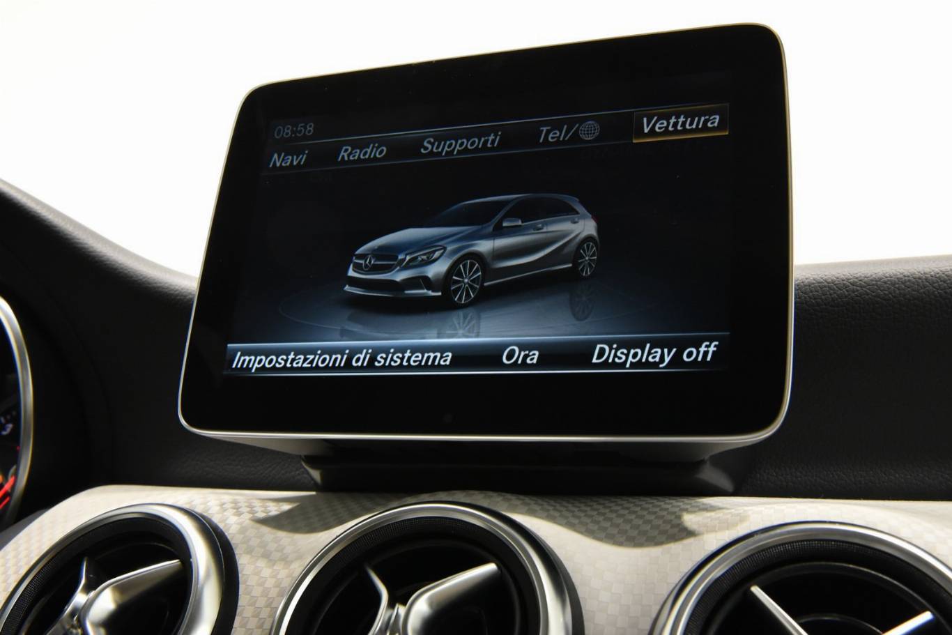 MERCEDES-BENZ A 200 24