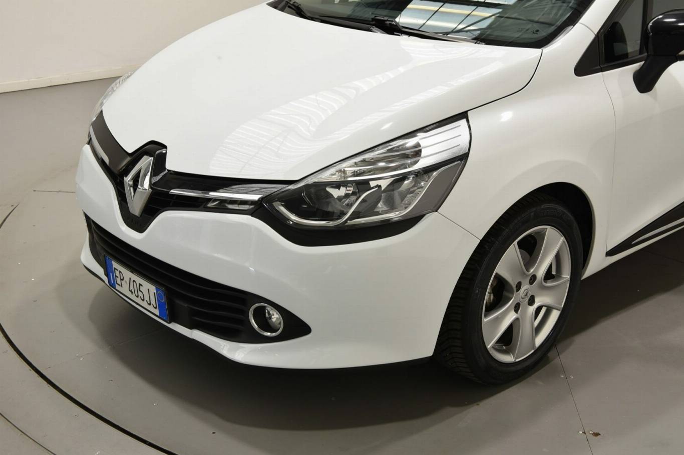 RENAULT Clio 41