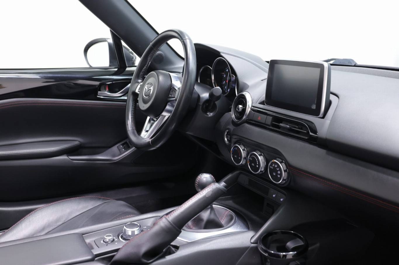 MAZDA MX-5 38