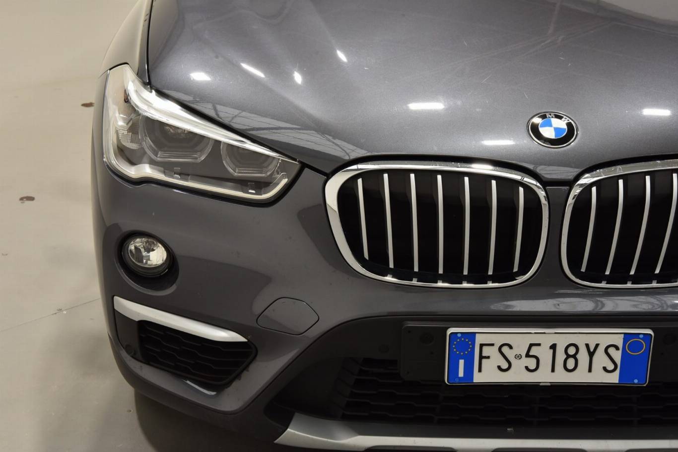 BMW X1 11