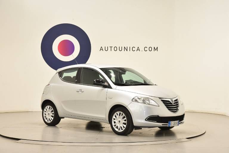 LANCIA Ypsilon 9