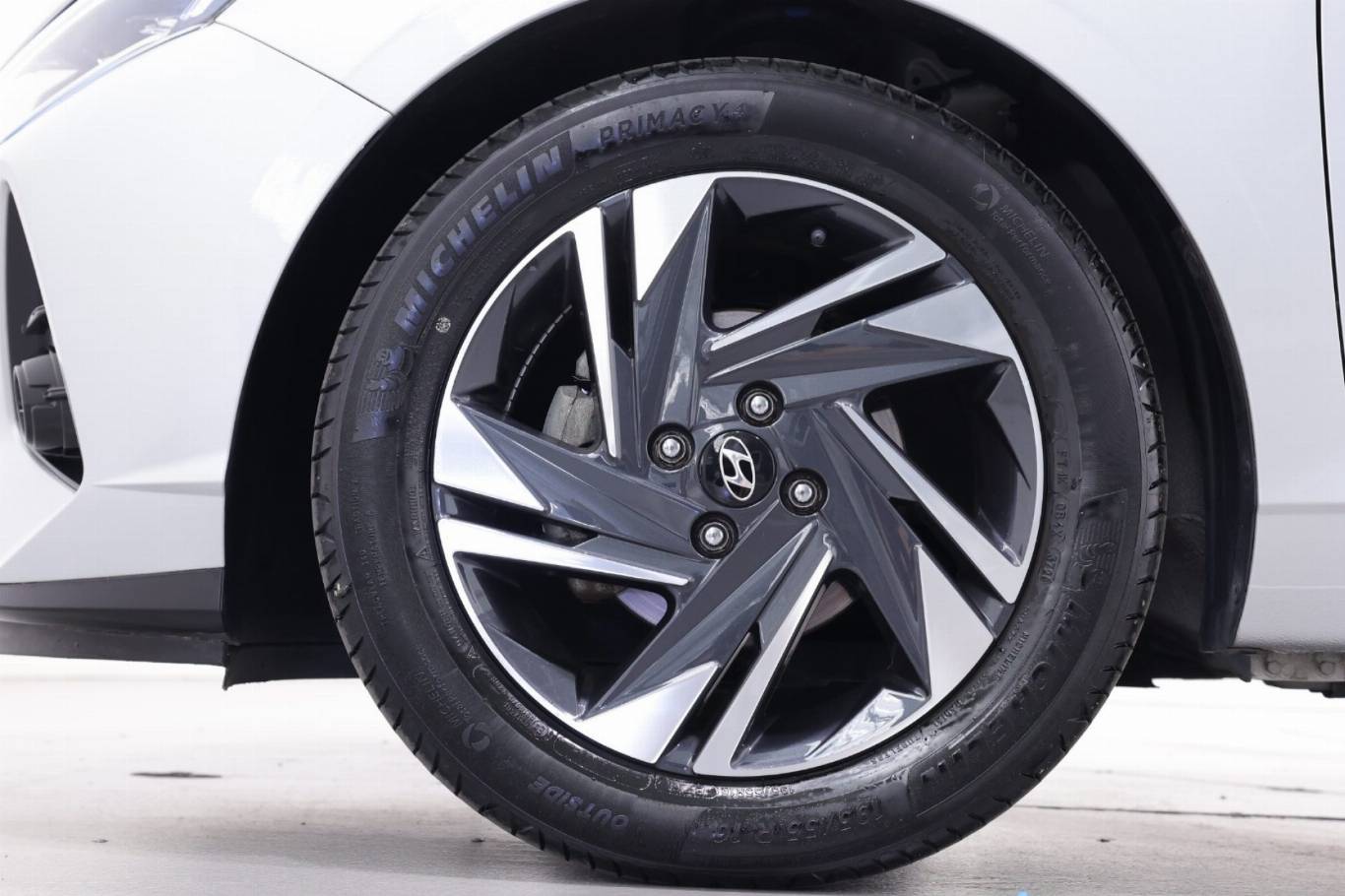 HYUNDAI I20 13