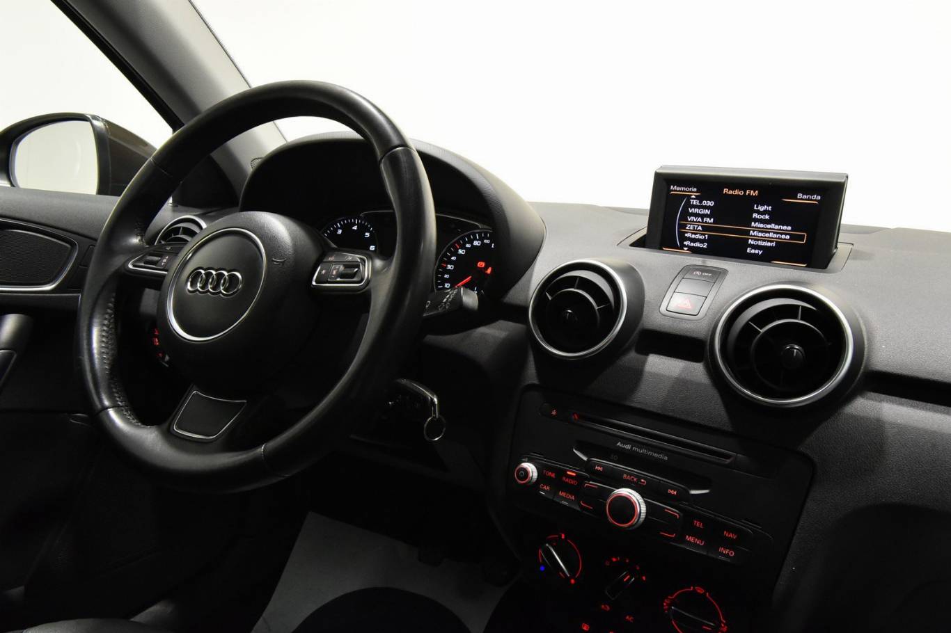 AUDI A1 28