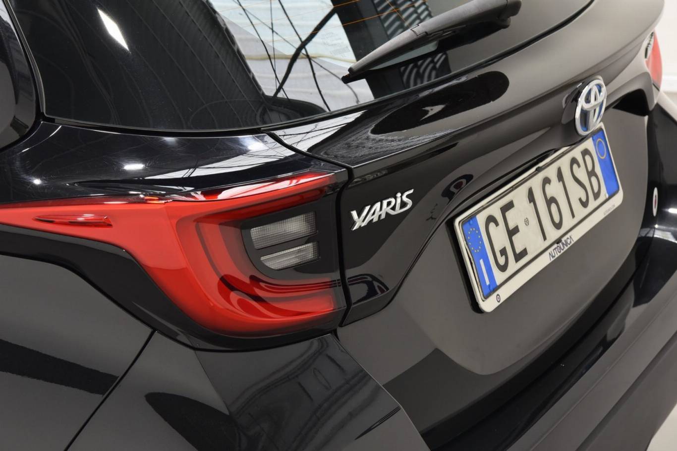 TOYOTA Yaris 29