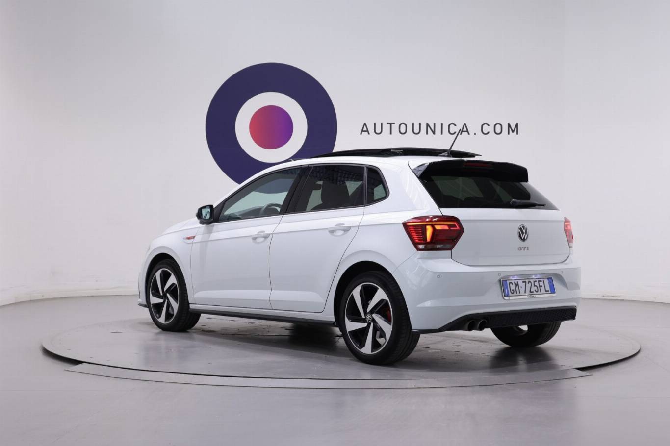 VOLKSWAGEN Polo GTI 17