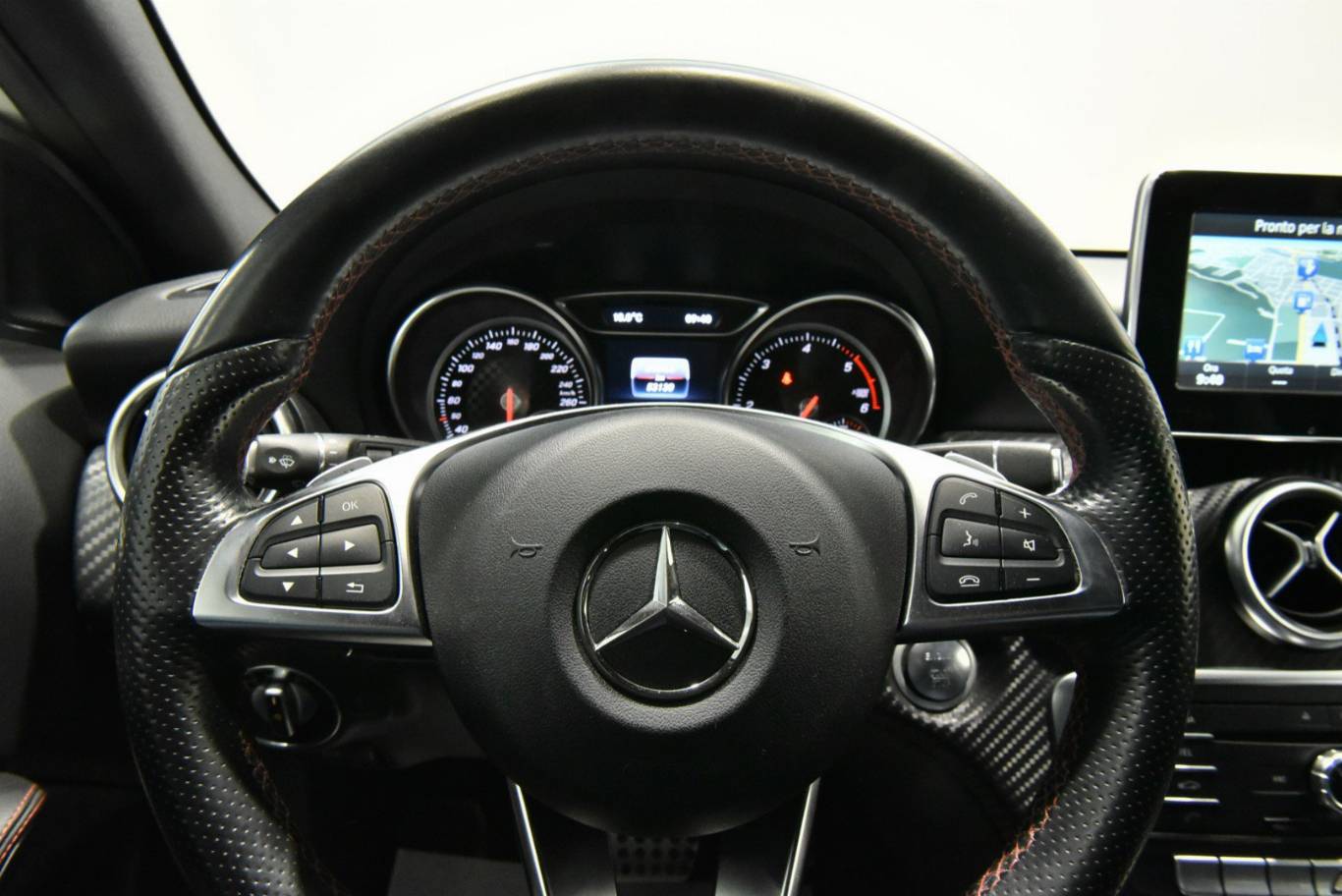 MERCEDES-BENZ A 200 44