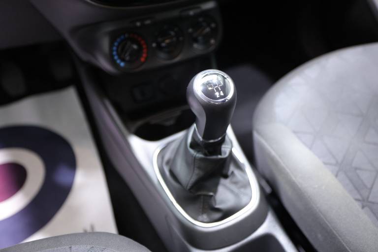 OPEL Corsa 27
