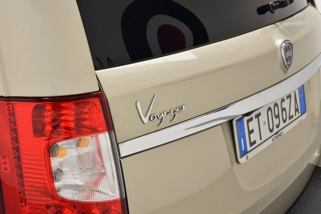 LANCIA Voyager 44