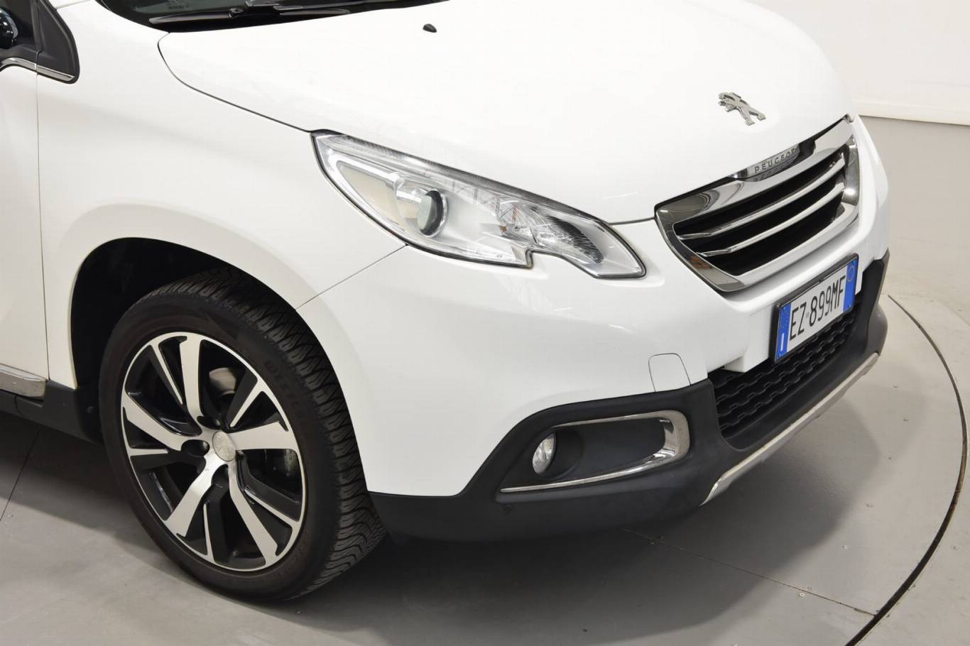 PEUGEOT 2008 33