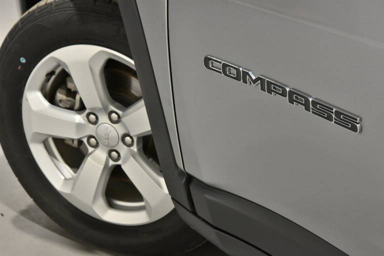 JEEP Compass 61