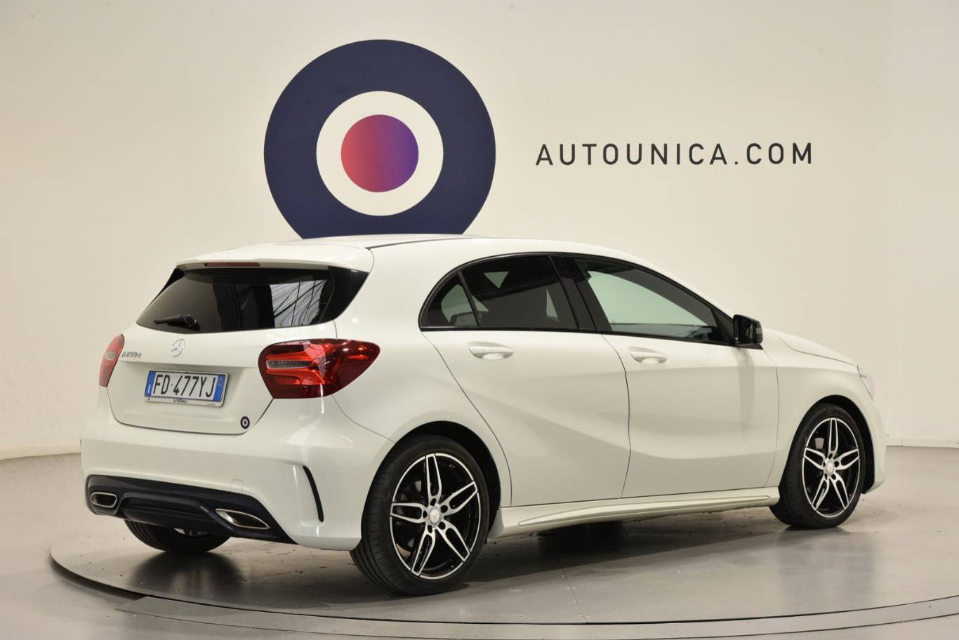 MERCEDES-BENZ A 200 30