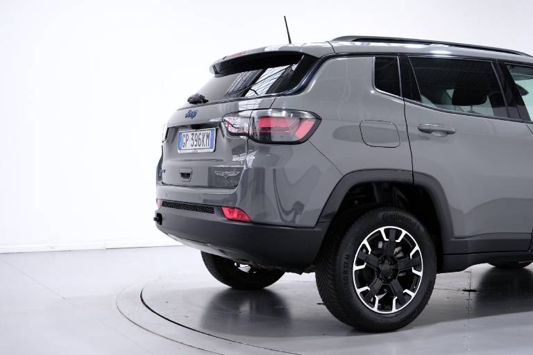 JEEP Compass 58