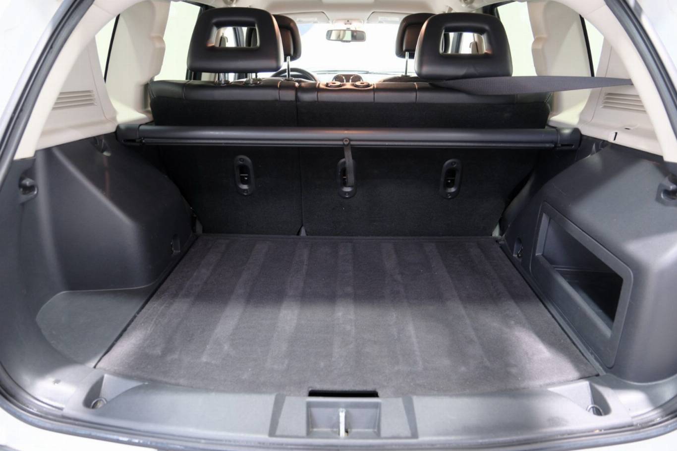 JEEP Compass 52