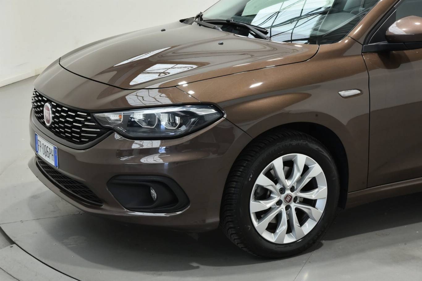 FIAT Tipo 16
