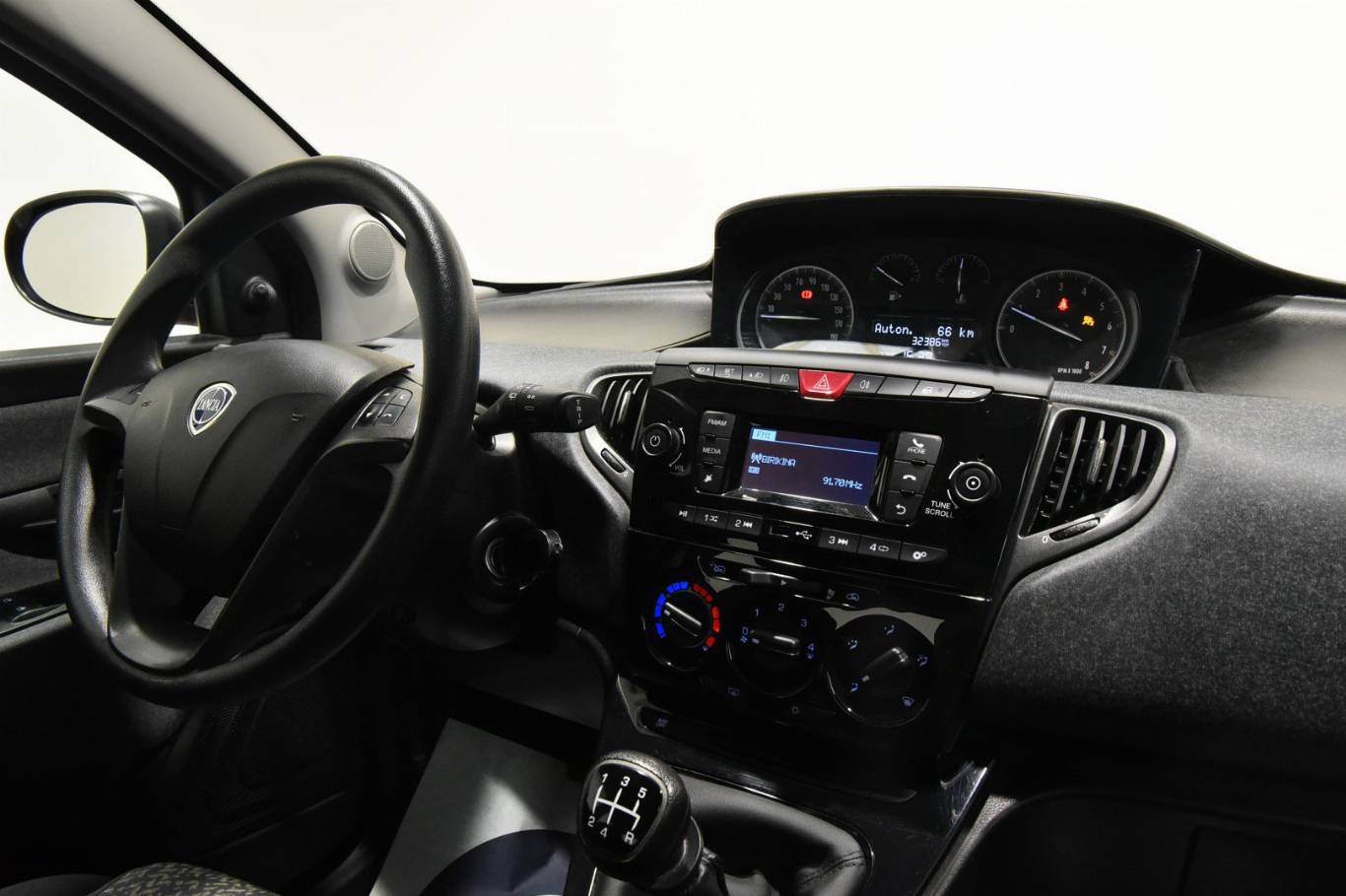 LANCIA Ypsilon 28